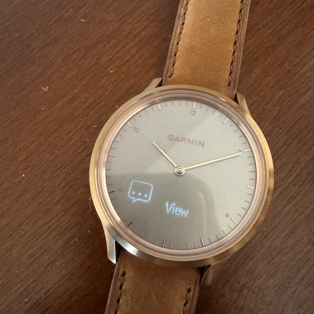 GARMIN Vivomove HR Smartwatch Rose Gold Leather & Silicone Band, Charger, Box - Picture 11 of 16